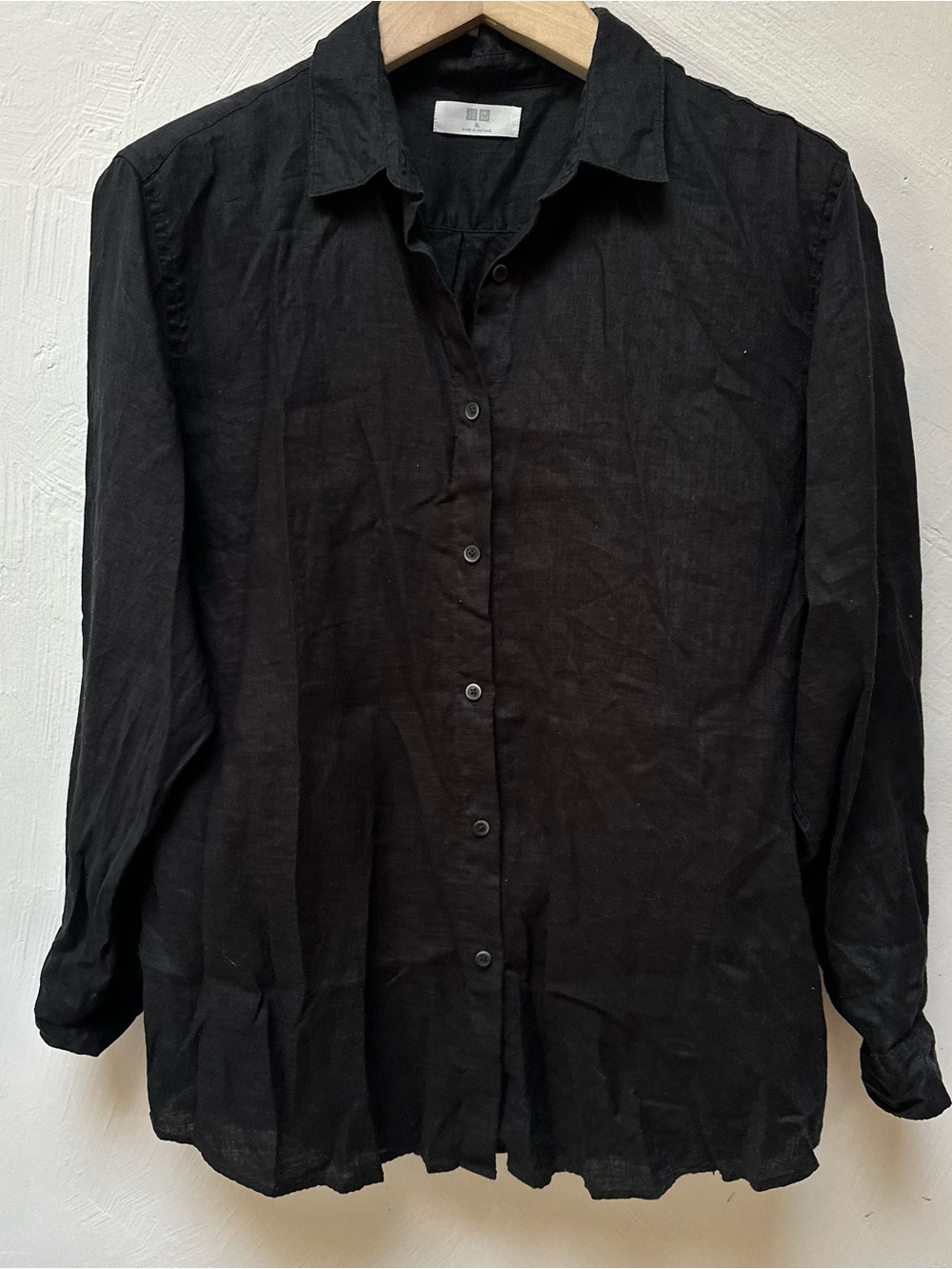 Uniqlo Black Button-Down Long-Sleeve Shirt